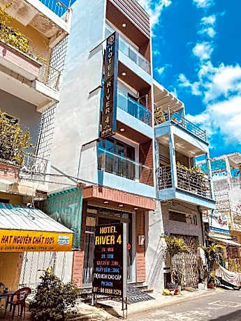 River Hotel 4 Long Xuyên