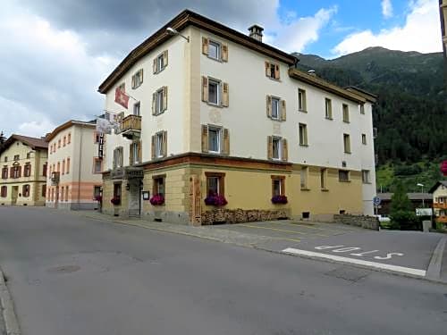 Hotel Crusch Alba Swiss Lodge Zernez