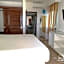 Pelicano Inn Playa del Carmen - Beachfront Hotel