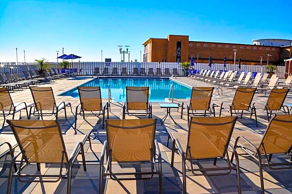 Berkeley Oceanfront Hotel