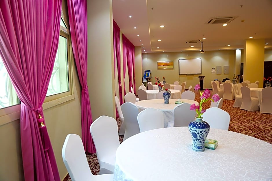 Al Azhar Palace Hotel