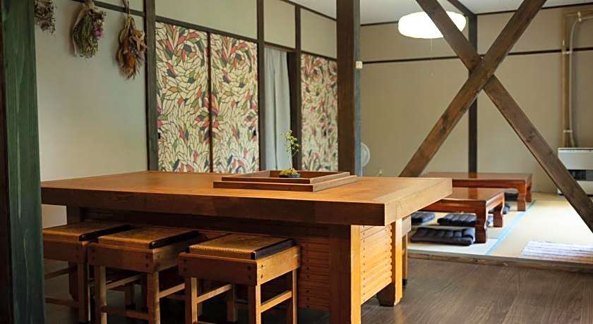 Tanigawa Valley Lodge & Coffee Roastery