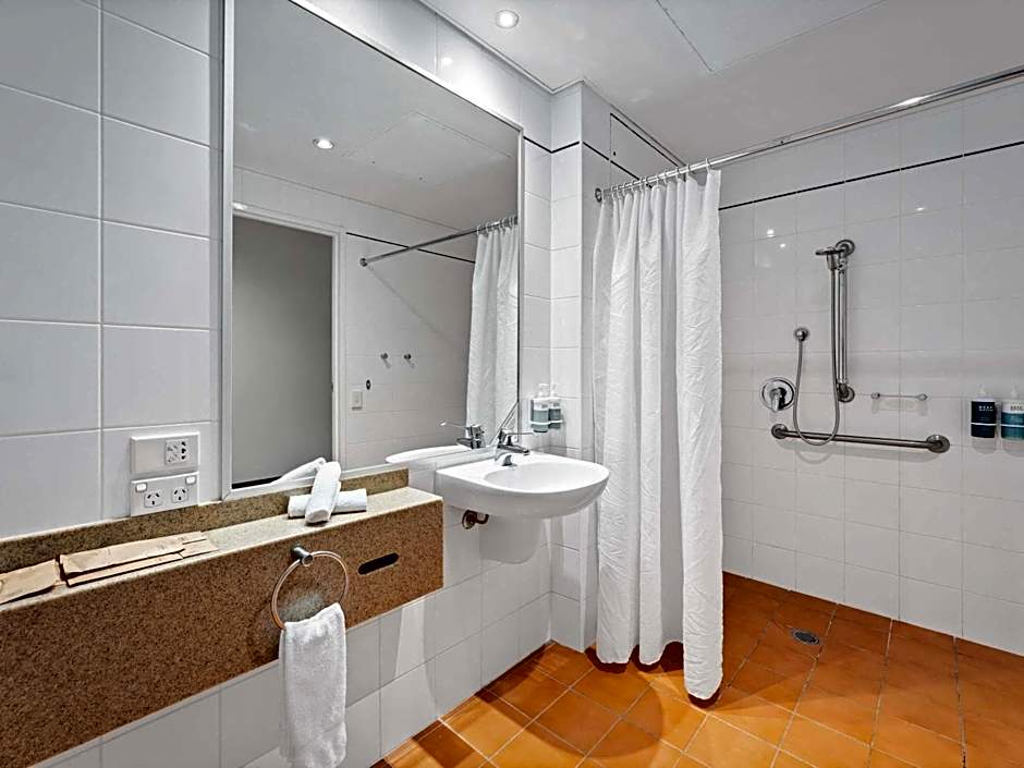 Novotel Canberra
