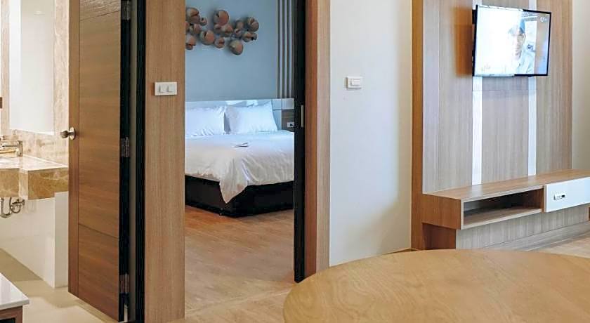 Civilize Hotel