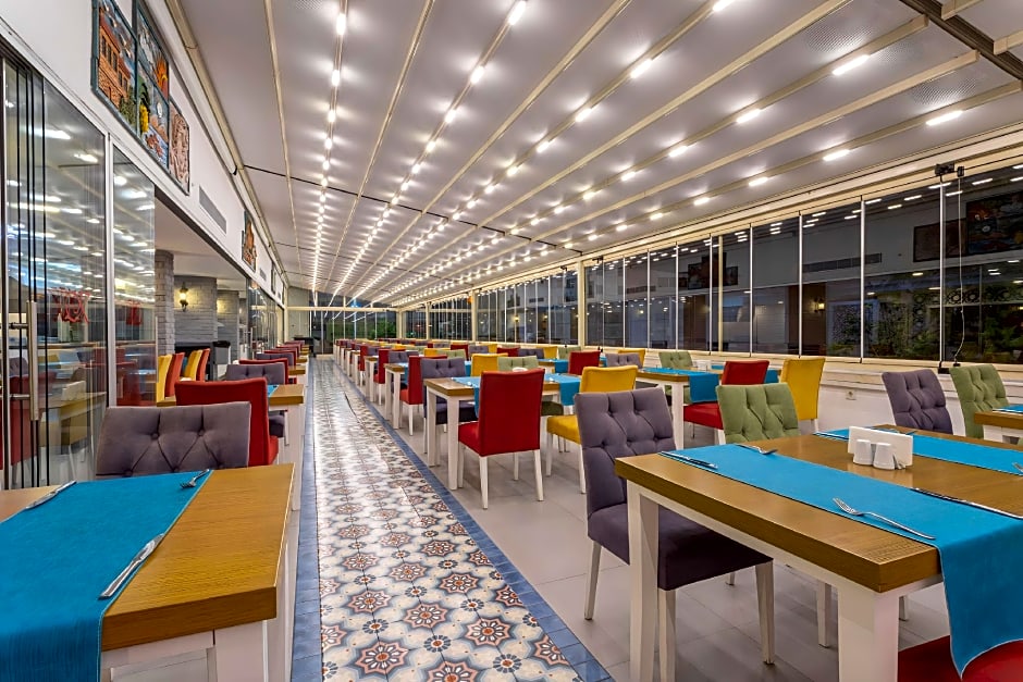 Best Western Plus Khan Hotel