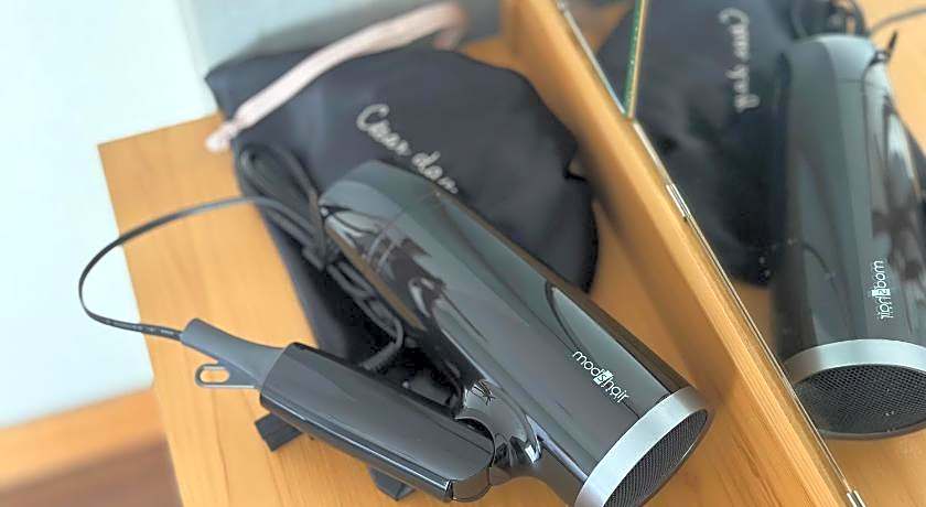 TRAVEL&BOOK HOTEL HULATONCABIN TAKAMATSU