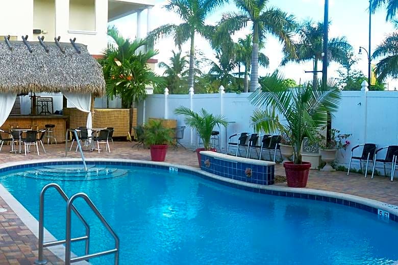 Plantation Inn Hotel And Lounge