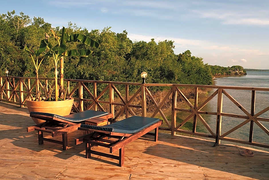 Kidoti Bay