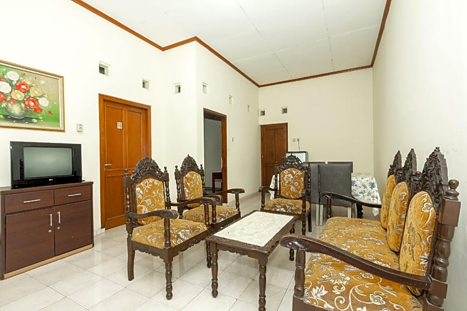 Hotel O Omah Ladrang