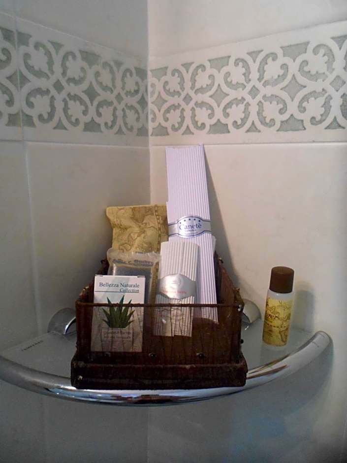 Hotel Fontana Santa