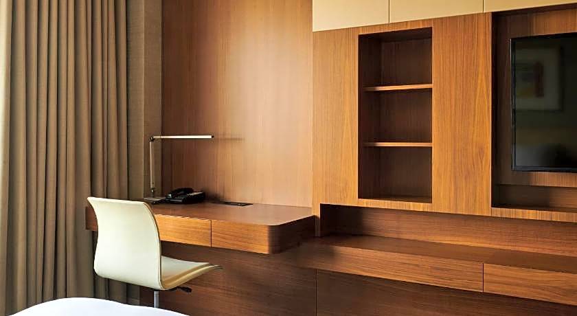 Hotel Hyundai by Lahan Ulsan