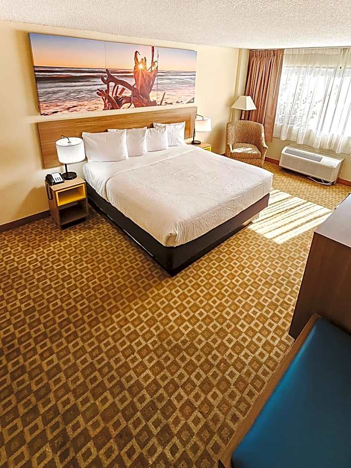 Days Inn by Wyndham Sherman