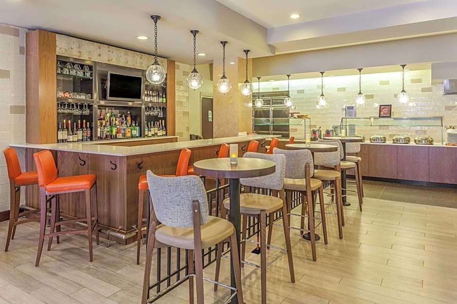 Hilton Garden Inn Indianapolis Downtown