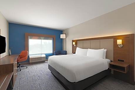 Standard King Room with Accessible Tub - Mobility Access