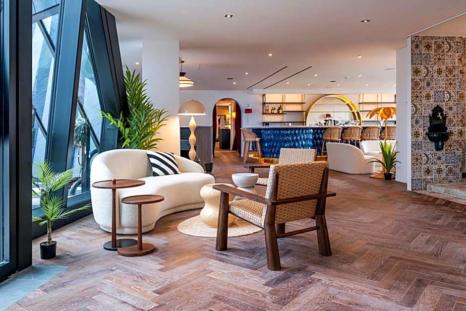 DoubleTree by Hilton Nice Centre Iconic, France