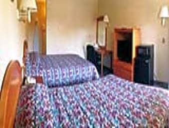 Queen Room with Two Queen Beds - Smoking