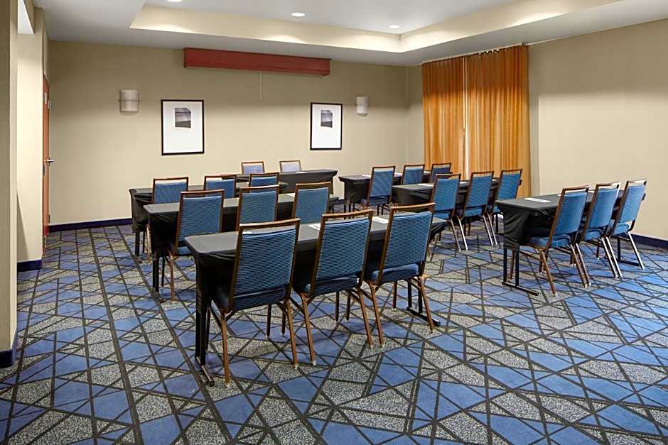 Courtyard by Marriott Winchester Medical Center