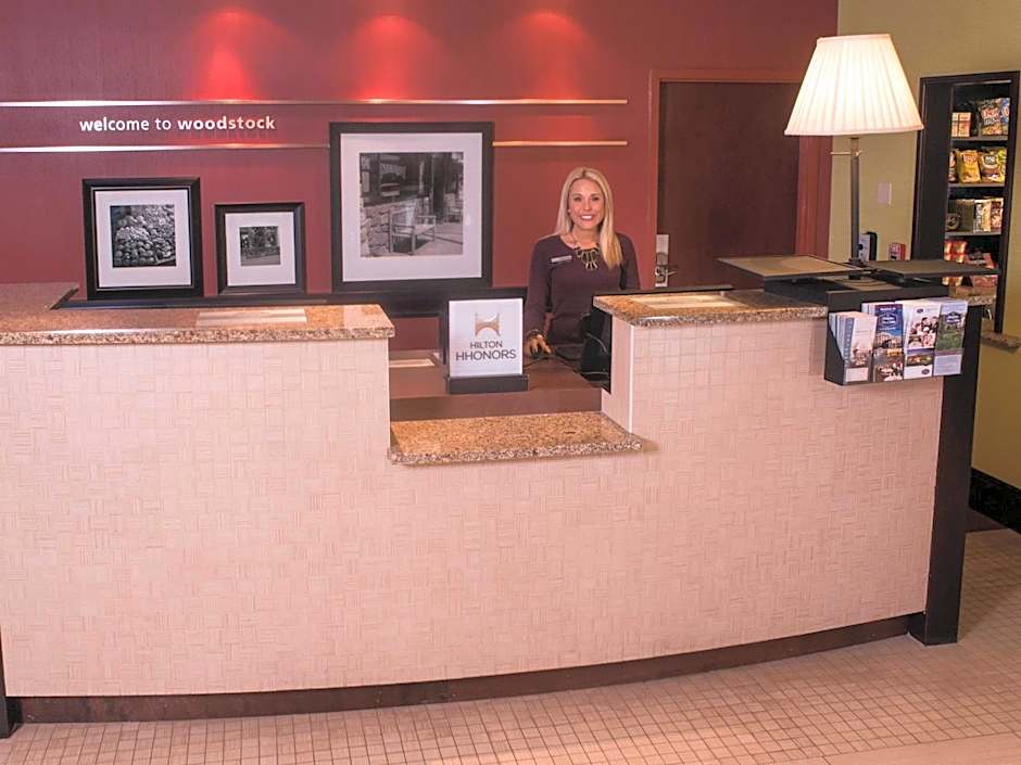 Hampton Inn By Hilton And Suites Woodstock