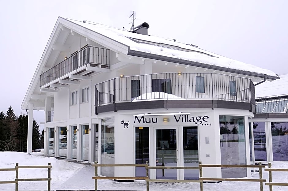 Muu Village