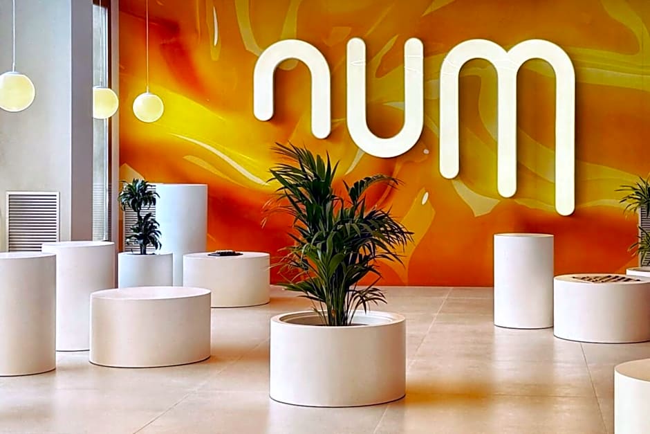 Num Hotel