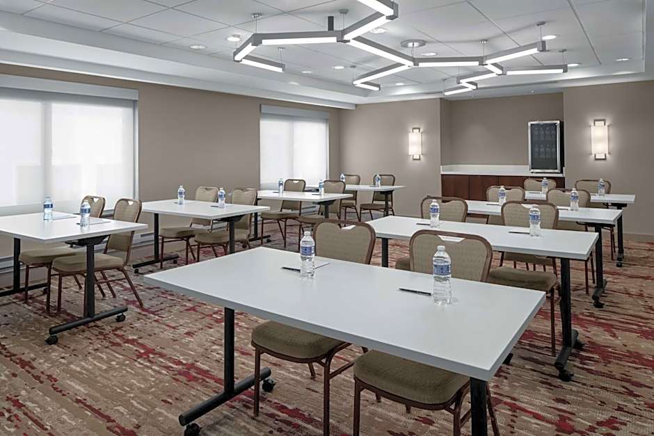 Hilton Garden Inn Bethesda