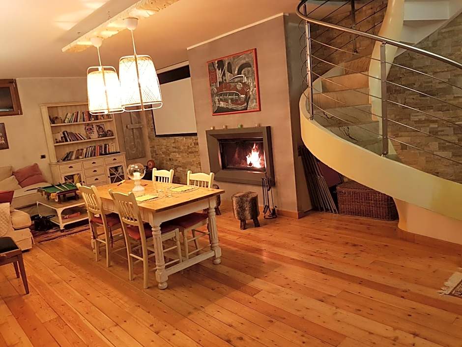 Aurelia Garden Gold B&B