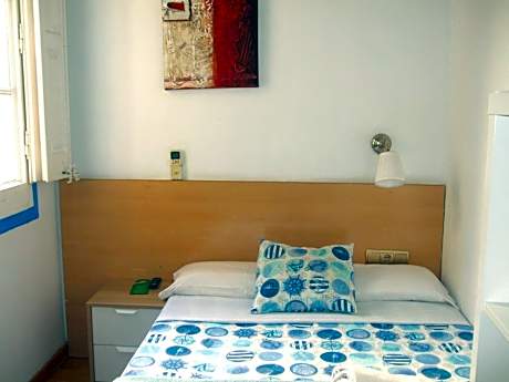 Standard Double Room with Shared Bathroom