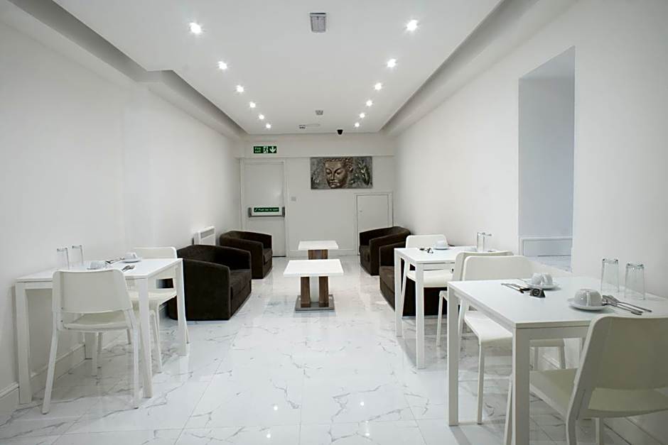 Trivelles Rochester Hotel