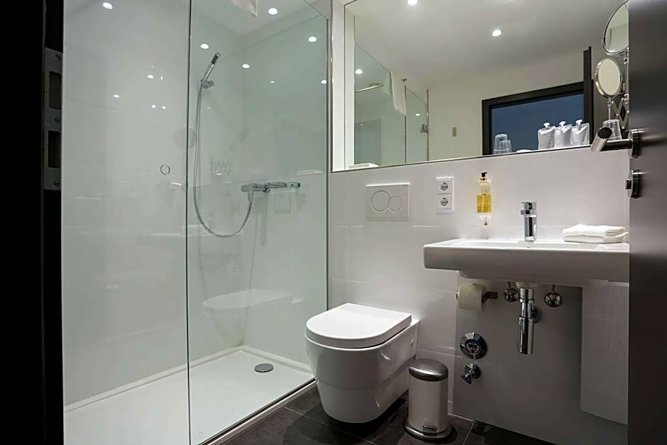 FourSide Plaza Hotel Trier, Trademark Collection by Wyndham