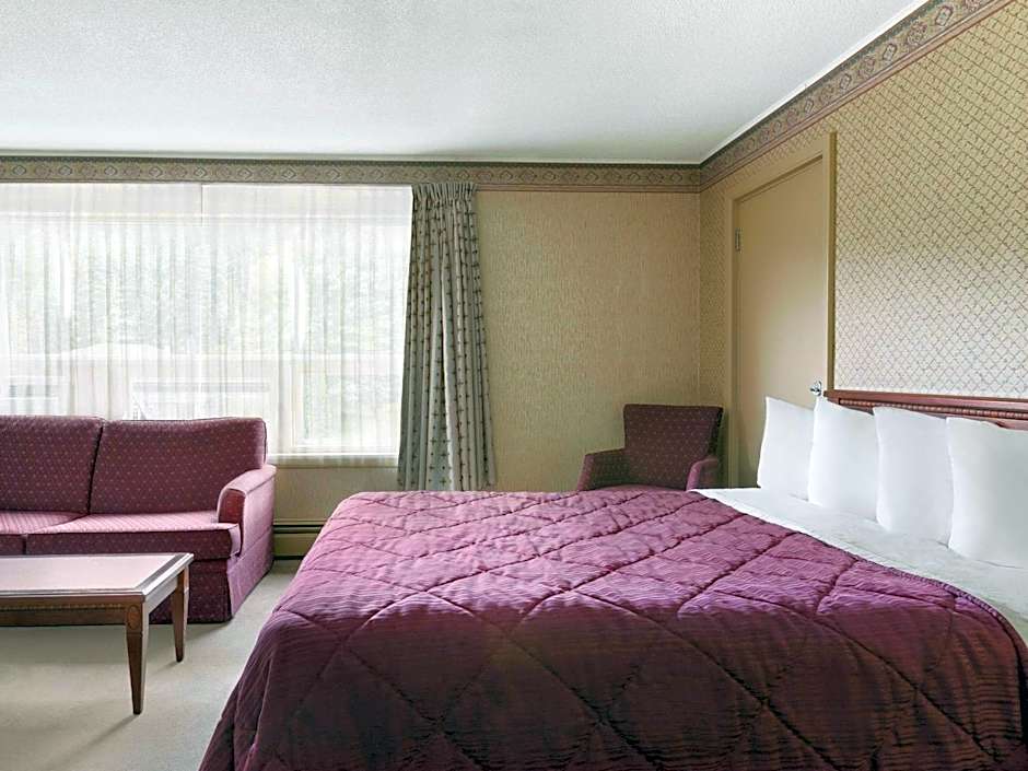 Travelodge by Wyndham Edmundston