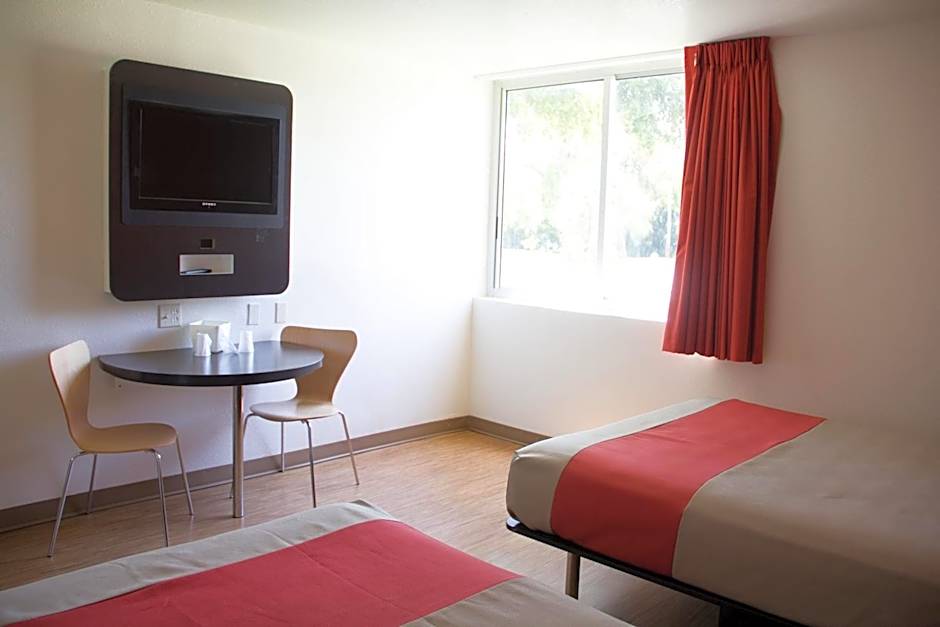 Motel 6-Miami, FL