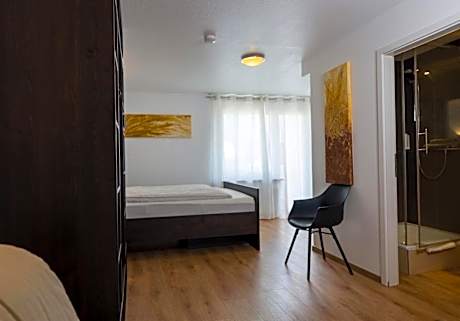 Comfort Triple Room with Shower