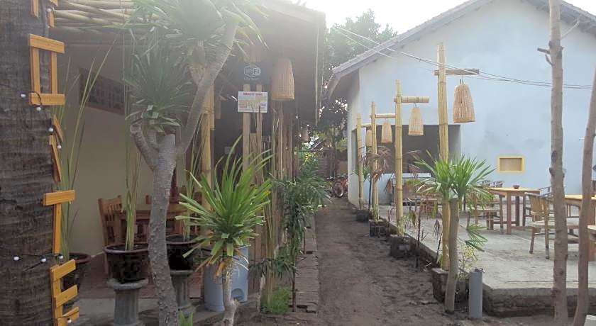 Intan Inn Hotel And Resto Gili Trawangan