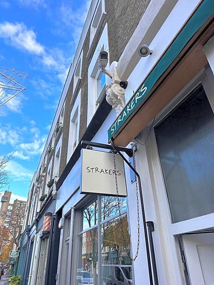 Portobello Apt with Floor-to-Ceiling Views