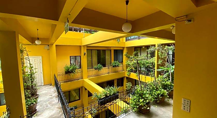 Sourire at Rattanakosin Island Hotel