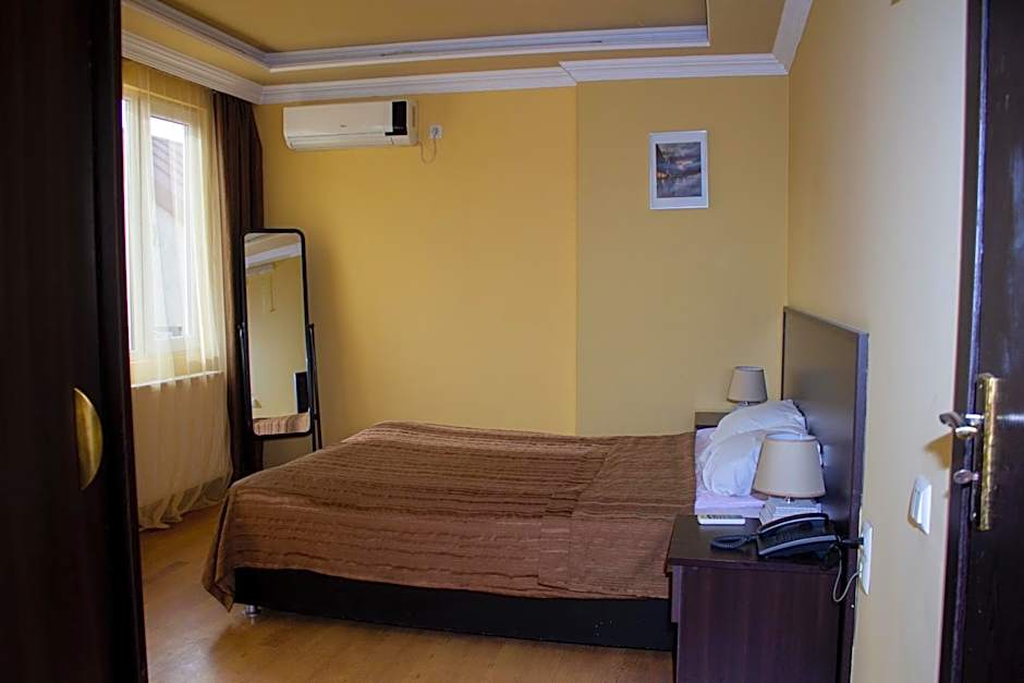 Aparthotel Old City