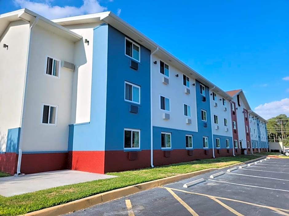 Super 8 by Wyndham Clearwater/St. Petersburg Airport