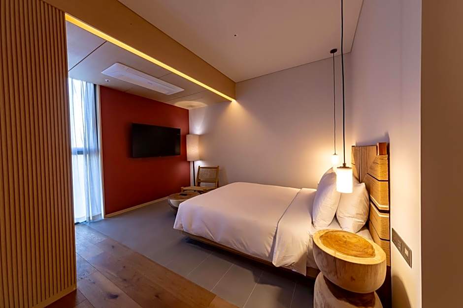 Hound Hotel Haeundae Signature