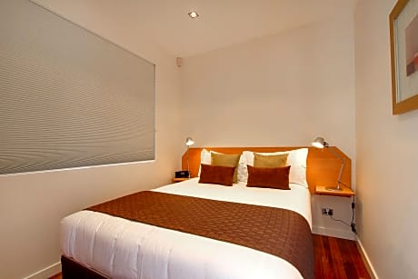 1 Queen Bed, 1 Single Bed, Nonsmoking