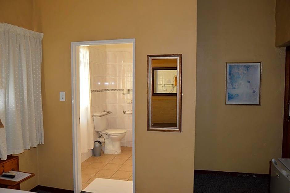 Ascot Inn