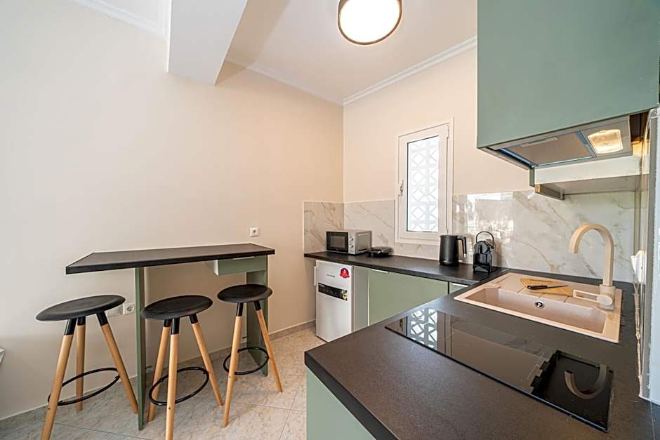 Filalithis Studios & Apartments