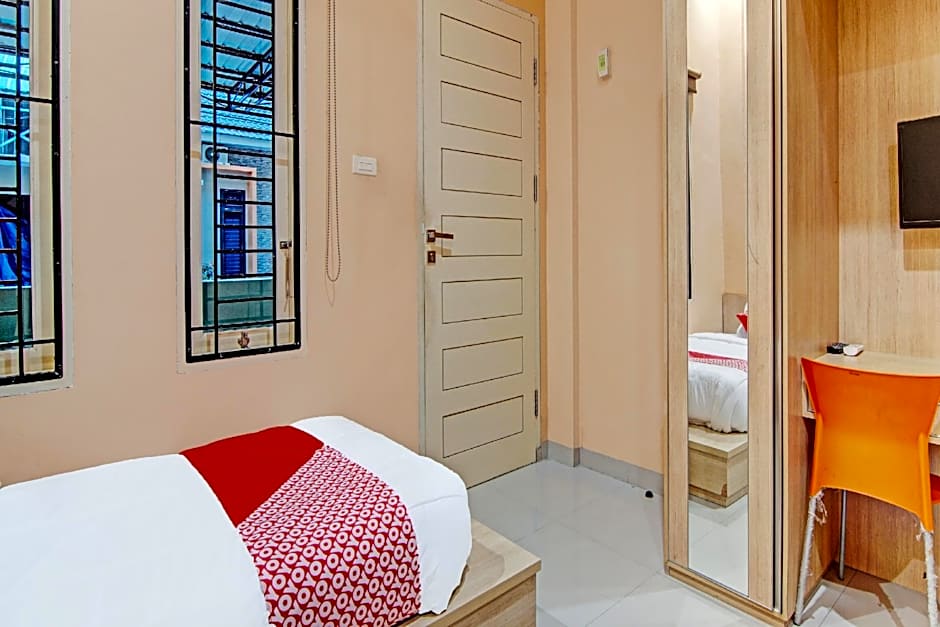 OYO 91949 Ameera Homestay Syariah