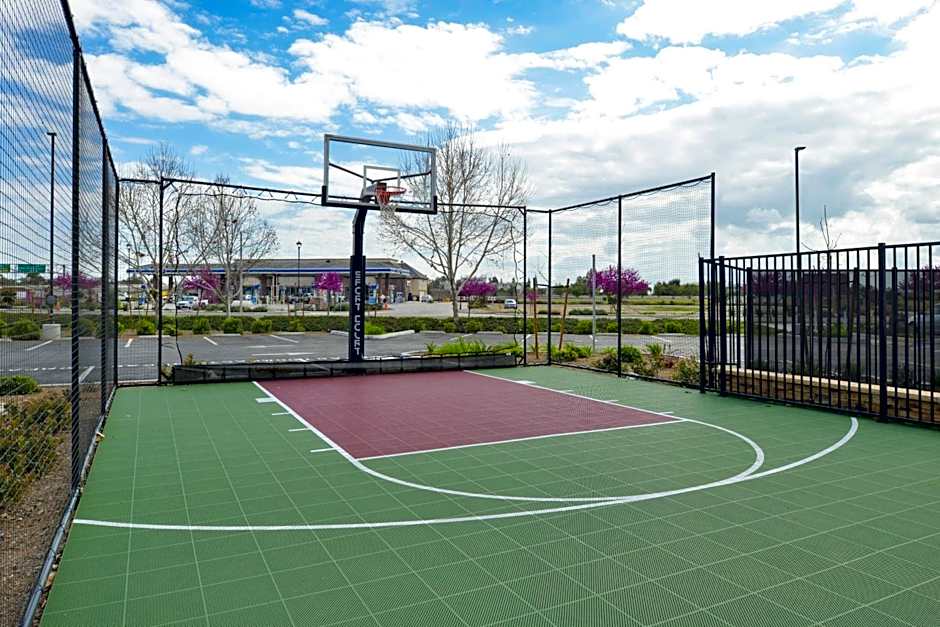 Residence Inn by Marriott Visalia