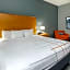 La Quinta Inn & Suites by Wyndham Bridgeport
