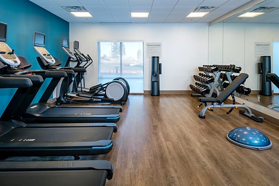Holiday Inn Express & Suites - Bend South, an IHG Hotel