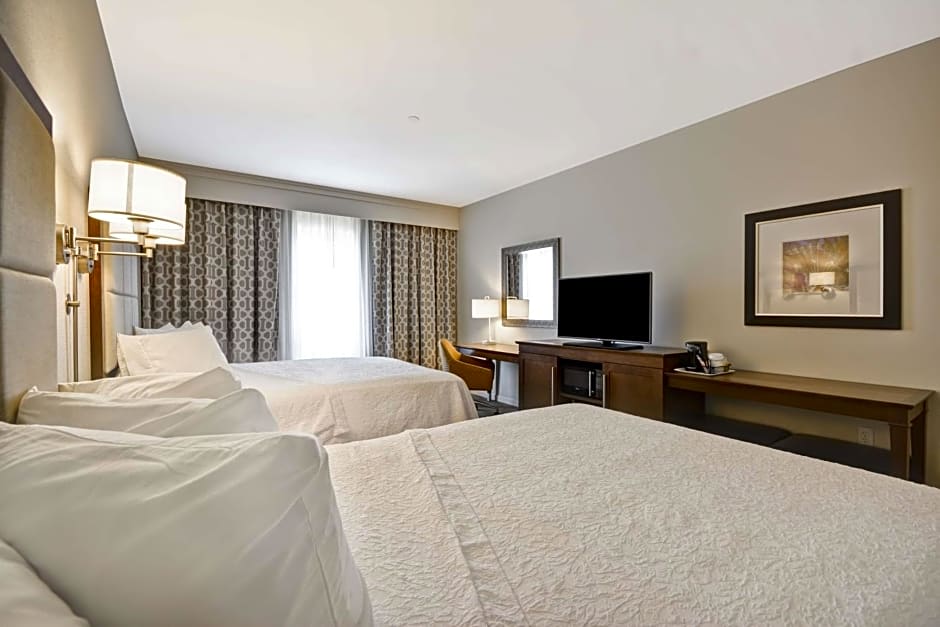 Hampton Inn By Hilton And Suites Dallas Plano East Tx