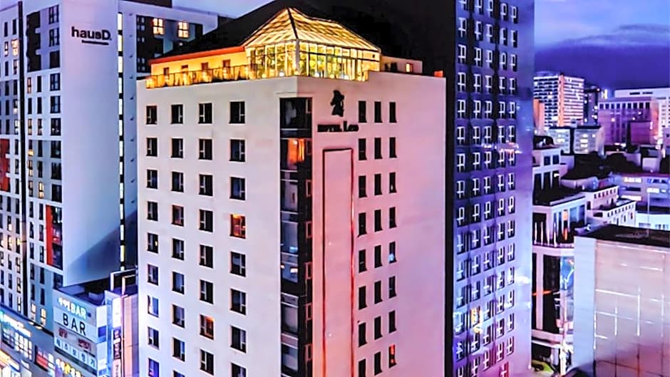 Hotel Leo