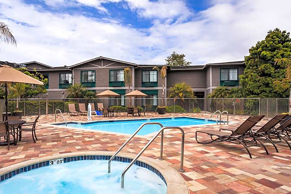 Holiday Inn Express & Suites Carpinteria By IHG