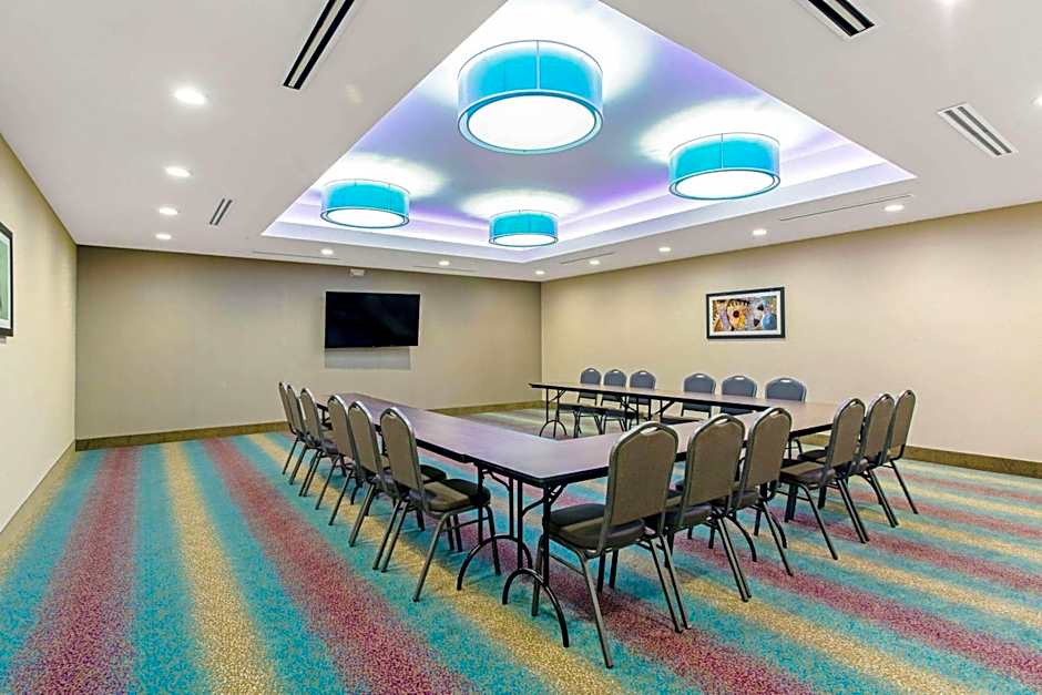 La Quinta Inn & Suites by Wyndham Sweetwater East