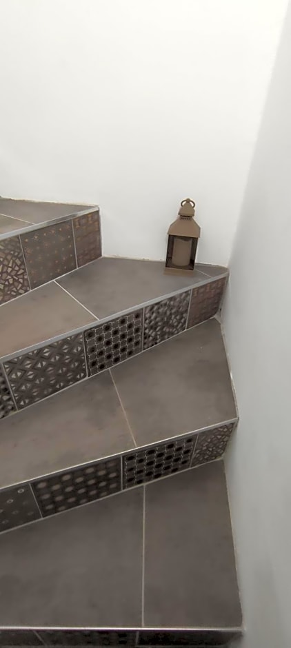 chambres bleues côté plage et aéroport climatisées et parking gratuit